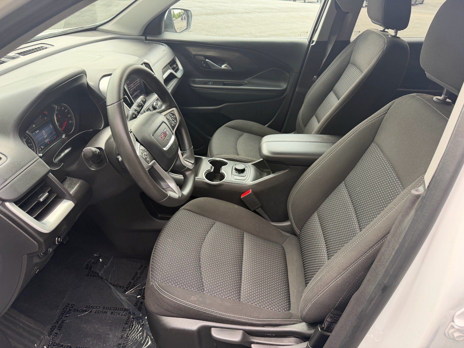 Used 2024 GMC Terrain SLE AWD/4WD image 29