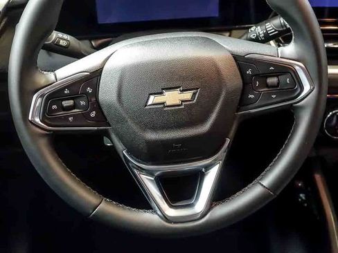 Certified 2024 Chevrolet TrailBlazer LT w/ LT Cold Weather Package FWD image 15