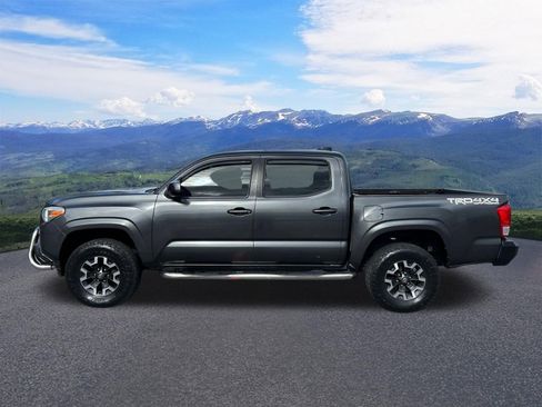 Used 2017 Toyota Tacoma SR w/ Tow Package AWD/4WD image 2