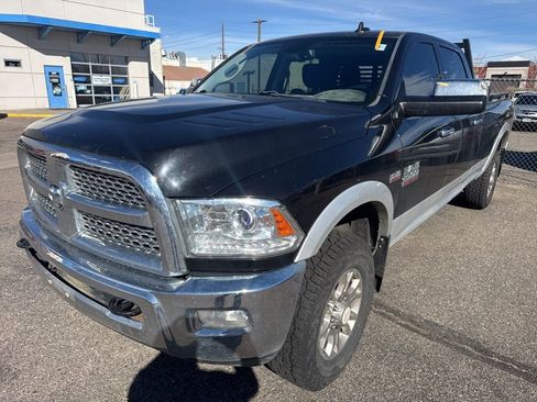 Used 2015 RAM 2500 Laramie w/ Convenience Group image 3