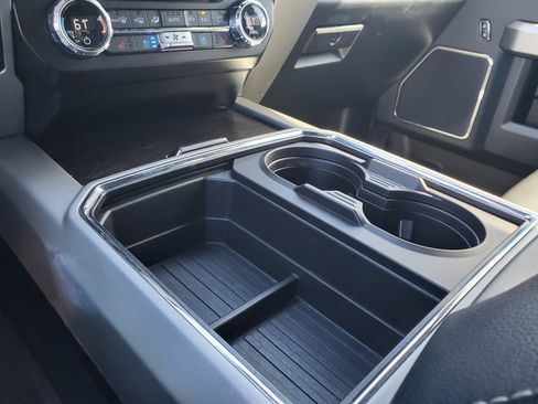 Used 2022 Ford F250 Lariat w/ Lariat Ultimate Package image 33