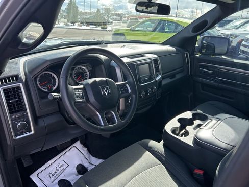 Used 2022 RAM 1500 Classic Warlock w/ Technology Package I image 10