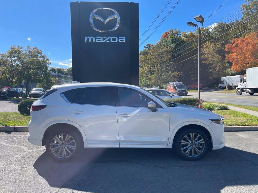 Certified 2024 MAZDA CX-5 Signature AWD/4WD image 1