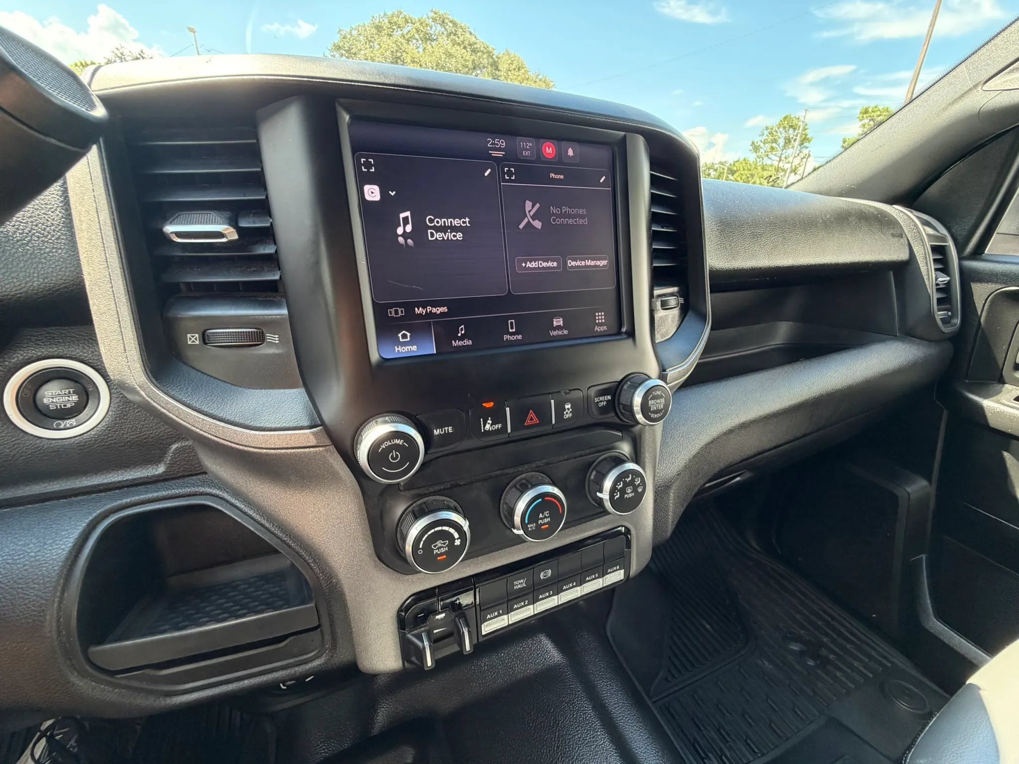 Used 2022 RAM 3500 Tradesman w/ Safety Group AWD/4WD image 12