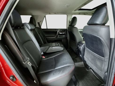 Used 2021 Toyota 4Runner TRD Off-Road Premium w/ Moonroof Package AWD/4WD image 28
