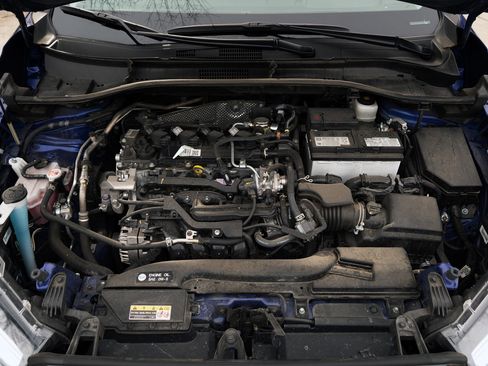 Used 2024 Toyota Corolla Cross XLE w/ Convenience Package image 44