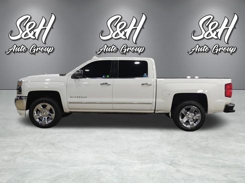 Used 2017 Chevrolet Silverado 1500 LTZ w/ Sport Package AWD/4WD image 17