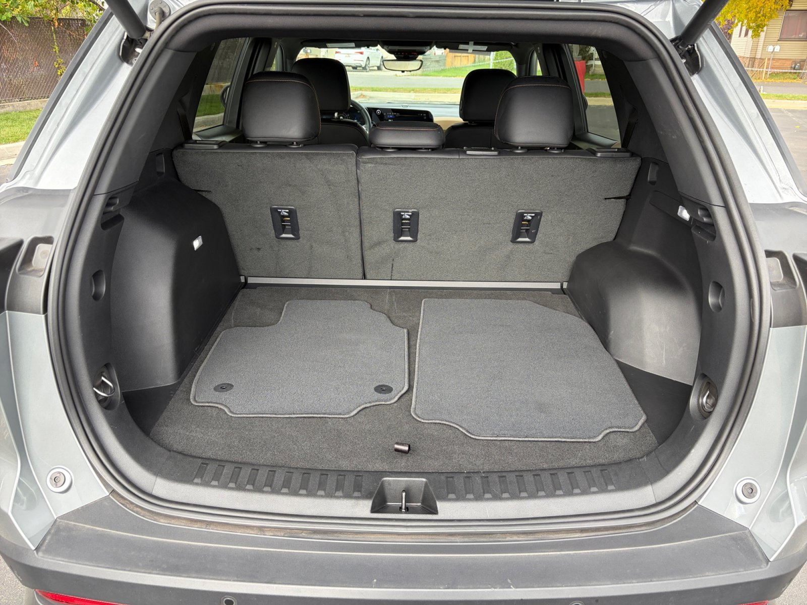 Used 2025 Chevrolet Equinox ACTIV w/ Safety and Technology Package AWD/4WD image 24