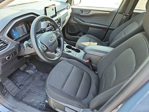 Used 2025 Ford Escape Active AWD/4WD image 19