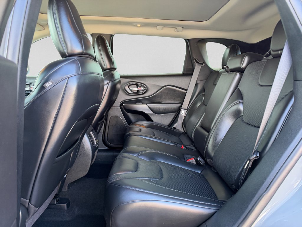 Certified 2020 Jeep Cherokee Limited AWD/4WD image 26