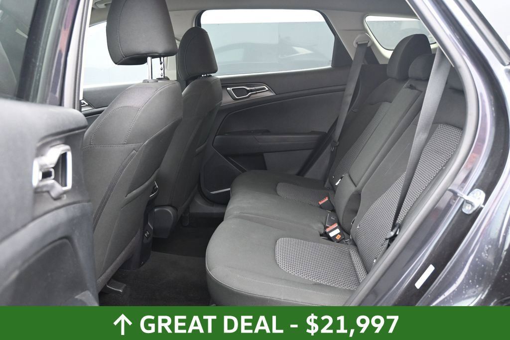 Used 2026 Kia Sportage LX FWD image 19