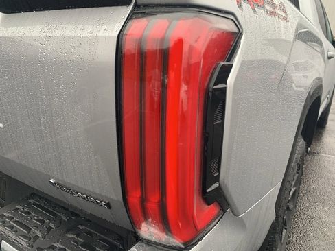 New 2025 Toyota Tundra Platinum image 29