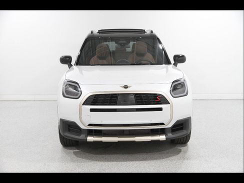 Certified 2026 MINI Cooper Countryman S AWD/4WD image 2