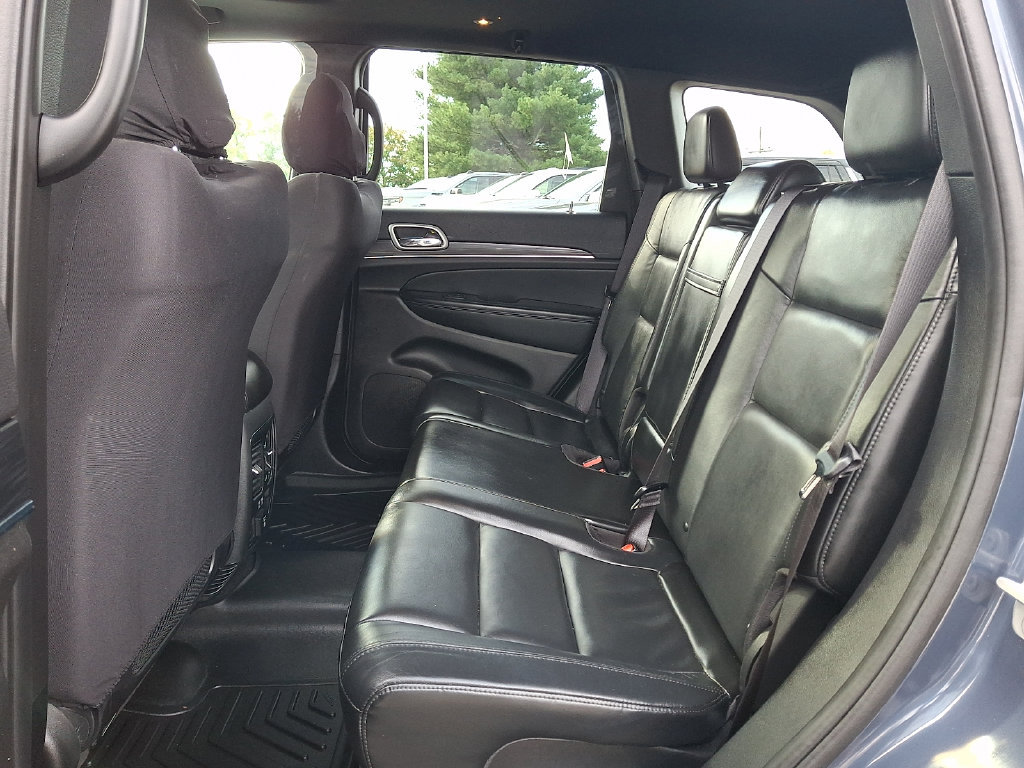 Used 2021 Jeep Grand Cherokee Limited AWD/4WD image 14