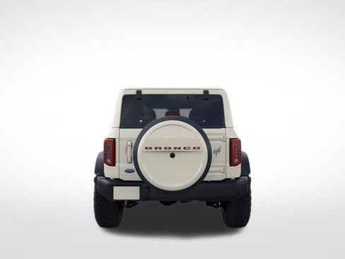 New 2026 Ford Bronco Outer Banks w/ Sasquatch Package AWD/4WD image 7