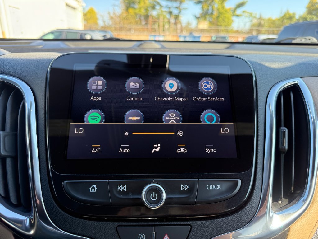 Used 2023 Chevrolet Equinox Premier FWD image 17