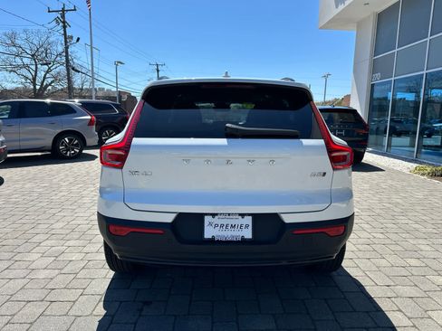 Used 2025 Volvo XC40 B5 Ultra AWD/4WD image 26