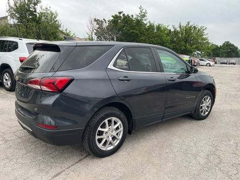 Used 2022 Chevrolet Equinox LT FWD image 2