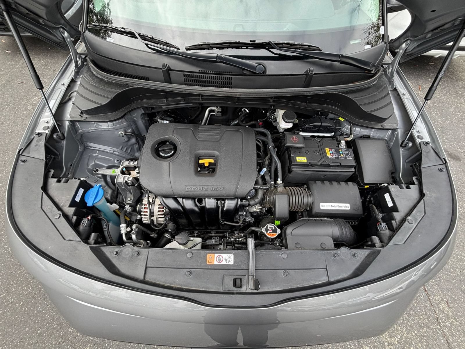 Used 2025 Kia Soul LX w/ LX Technology Package FWD image 29