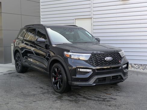 Used 2023 Ford Explorer ST w/ Equipment Group 401A image 7