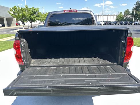 Certified 2021 Toyota Tundra SR5 w/ SR5 Leather Package RWD image 32