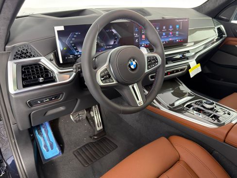 Used 2026 BMW X7 M60i AWD/4WD image 4