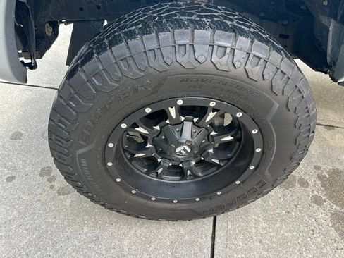 Used 2009 Toyota Tacoma PreRunner w/ TRD Sport Pkg RWD image 11