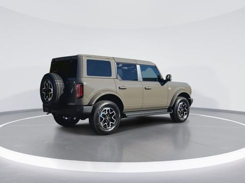 New 2025 Ford Bronco Outer Banks image 8