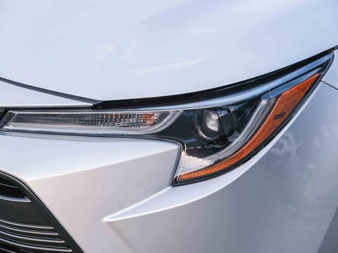 Certified 2024 Toyota Corolla LE FWD image 12