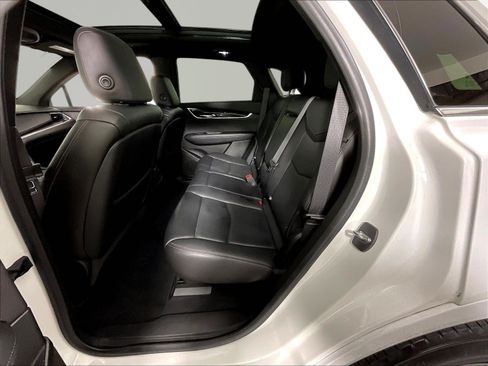 Used 2020 Cadillac XT5 Premium Luxury FWD image 22