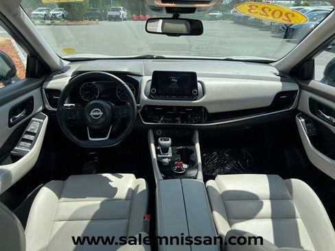 Certified 2023 Nissan Rogue SL AWD/4WD image 18