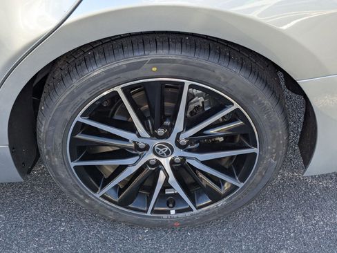 Used 2023 Toyota Camry SE image 23