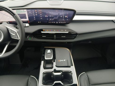 New 2026 Buick Enclave Avenir w/ Super Cruise Package FWD image 22