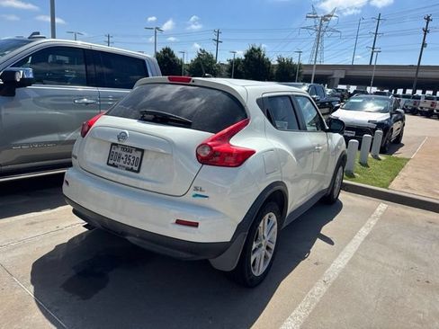 Used 2012 Nissan Juke SL FWD image 4