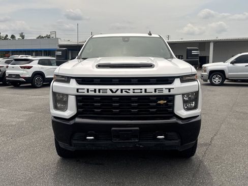 Used 2022 Chevrolet Silverado 2500 Custom w/ Custom Value Package AWD/4WD image 9