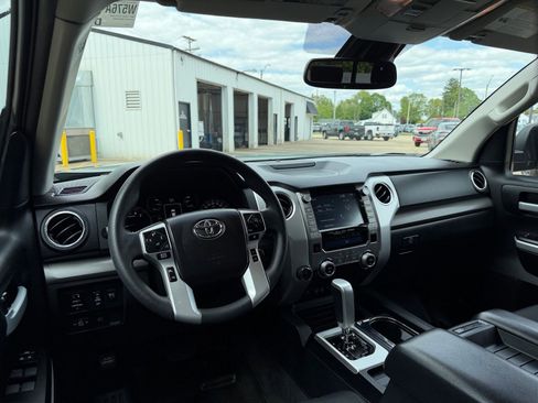 Used 2021 Toyota Tundra SR5 w/ TRD Off-Road Package AWD/4WD image 17