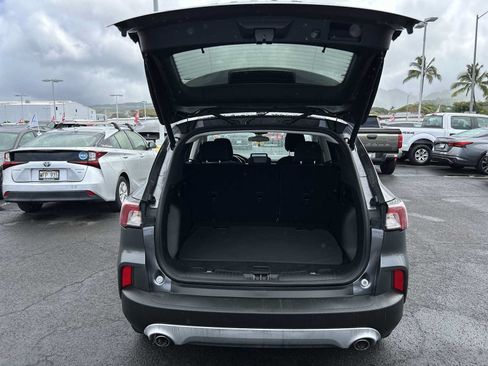 Used 2021 Ford Escape SE w/ Convenience Package FWD image 18