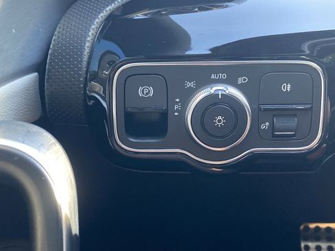 Used 2019 Mercedes-Benz A 220 image 22