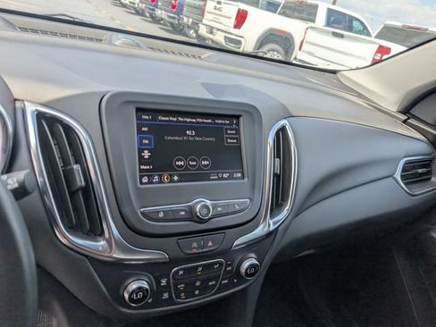 Used 2024 Chevrolet Equinox LT w/ LPO, Floor Liner Package FWD image 21