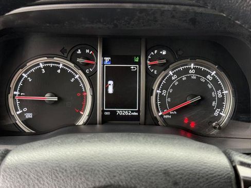 Certified 2023 Toyota 4Runner TRD Off-Road Premium w/ Moonroof Package AWD/4WD image 32