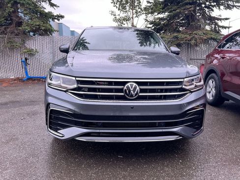 Used 2022 Volkswagen Tiguan SEL R-Line AWD/4WD image 29