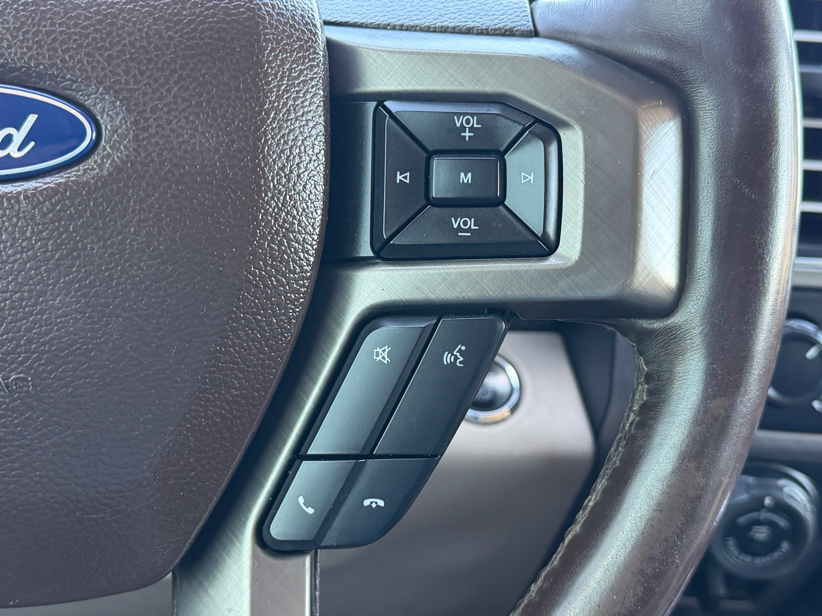Used 2019 Ford F150 Limited w/ Trailer Tow Package AWD/4WD image 22