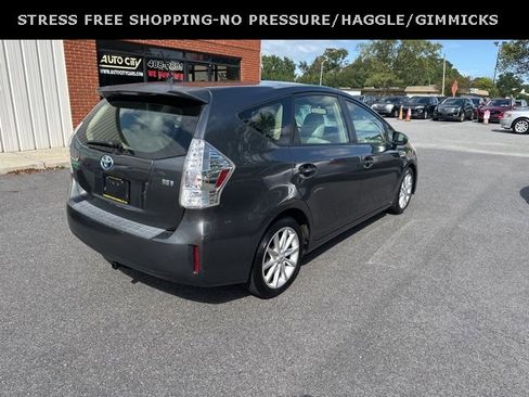 Used 2013 Toyota Prius V Five image 33