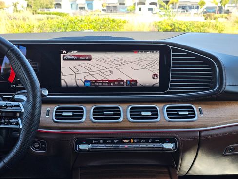 Used 2024 Mercedes-Benz GLE 53 AMG 4MATIC Coupe image 27