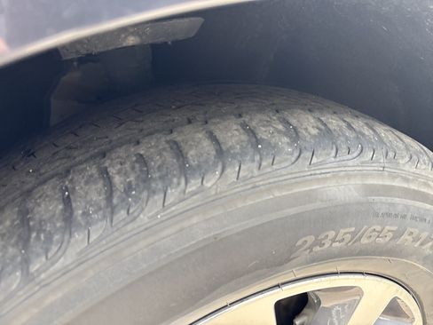Used 2021 Chrysler Pacifica Touring-L FWD image 12
