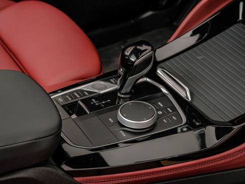 Used 2025 BMW X4 xDrive30i image 29