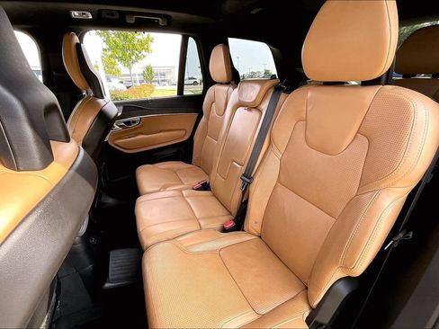 Used 2021 Volvo XC90 T8 Inscription w/ Protection Package Premier AWD/4WD image 32