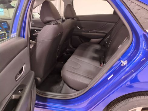 Certified 2024 Hyundai Elantra SEL w/ Convenience Package FWD image 14