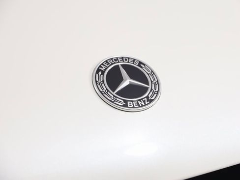 Used 2024 Mercedes-Benz GLS 580 4MATIC image 21