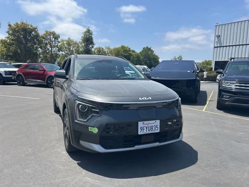 Used 2023 Kia Niro Wind FWD image 1